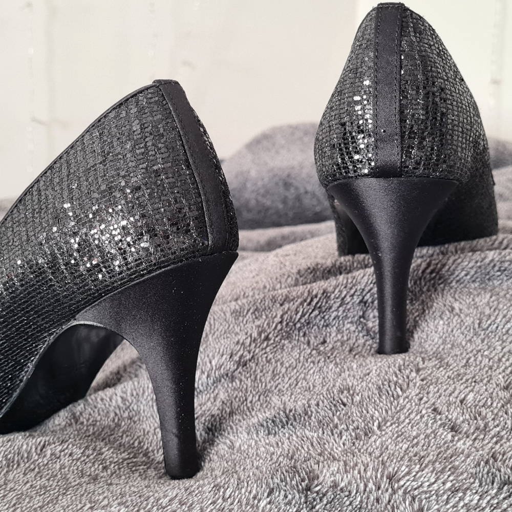Touch of Nina Fendala 1 Black Glitter Net heels - Picture 4 of 10